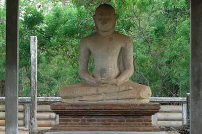 Samadhi Buddha Statue | achinilankatravels.com